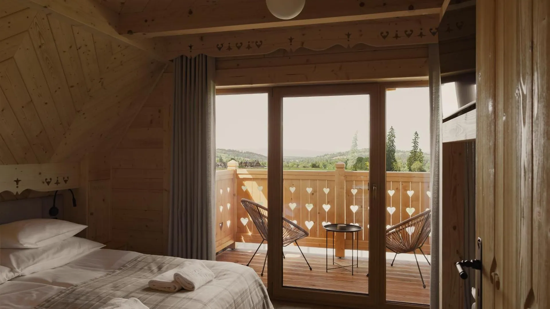 Lovelia Luxury Chalet Zakopane 0*,